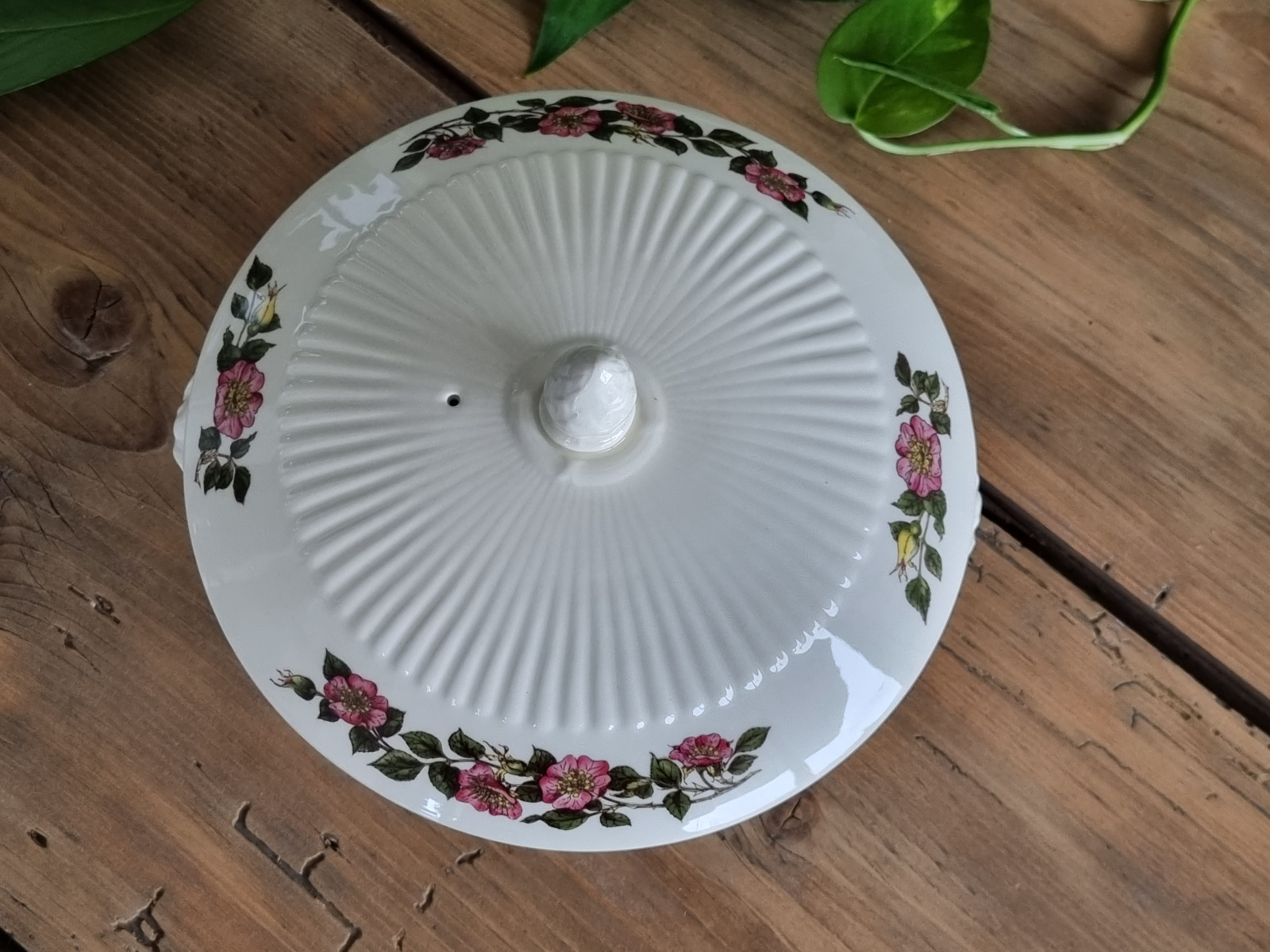Wedgwood Briar Rose Dekschaal Terrine 18 cm