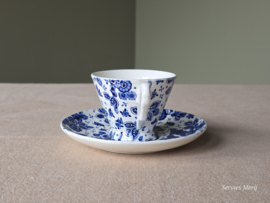 Beatrix Societe Ceramique Koffie Kop en schotel met bloemkooloortje