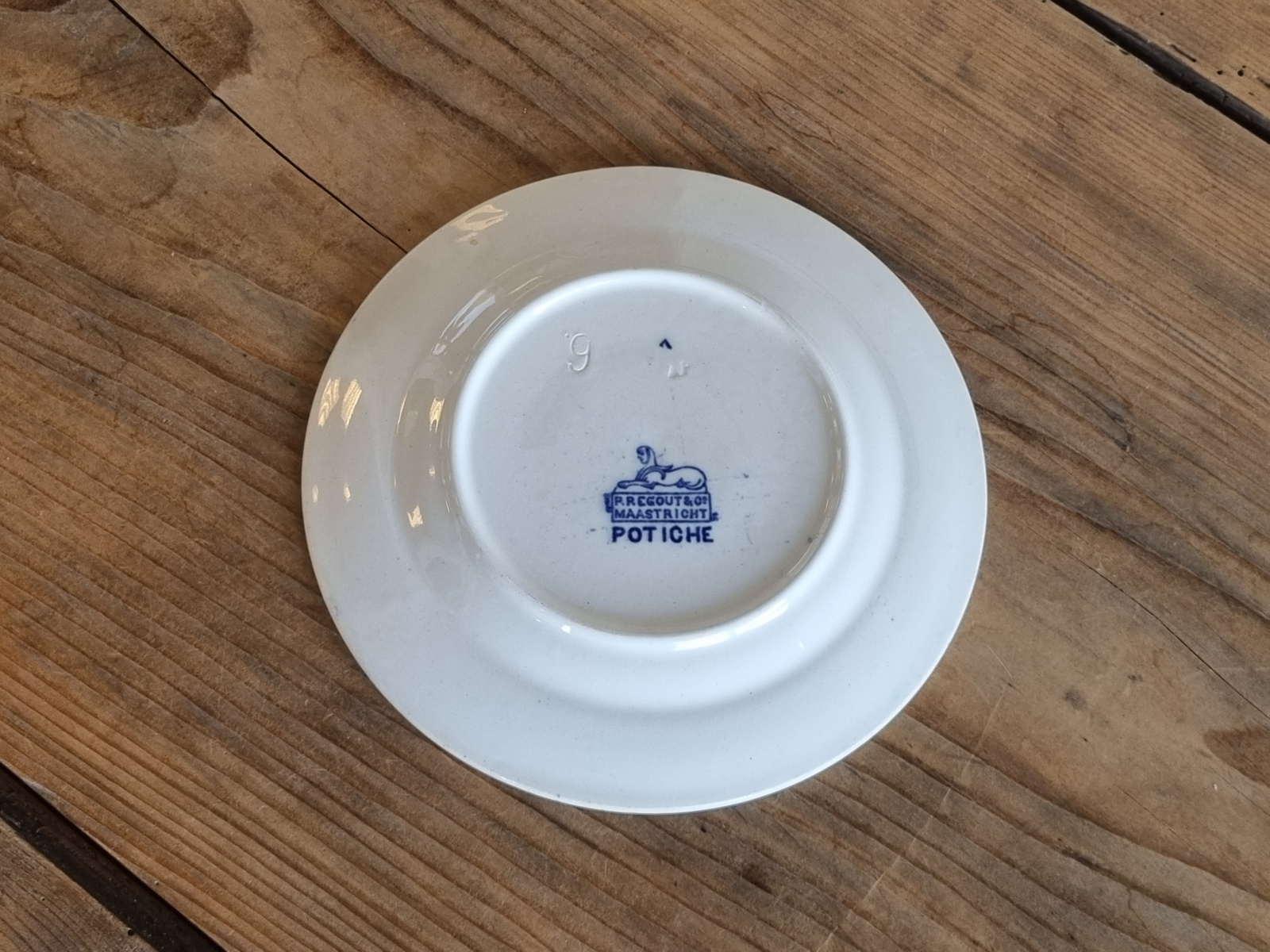 Potiche blauw Petrus Regout Bordje 16 cm