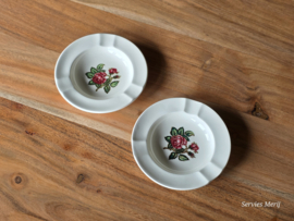 Wedgwood Moss Rose set 2x theezakjeslegger gladde rand (voorheen asbak)