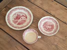 Boerenhoeve Rood Societe Ceramique Dejeuner  Ontbijtsetje relief rand (creme)