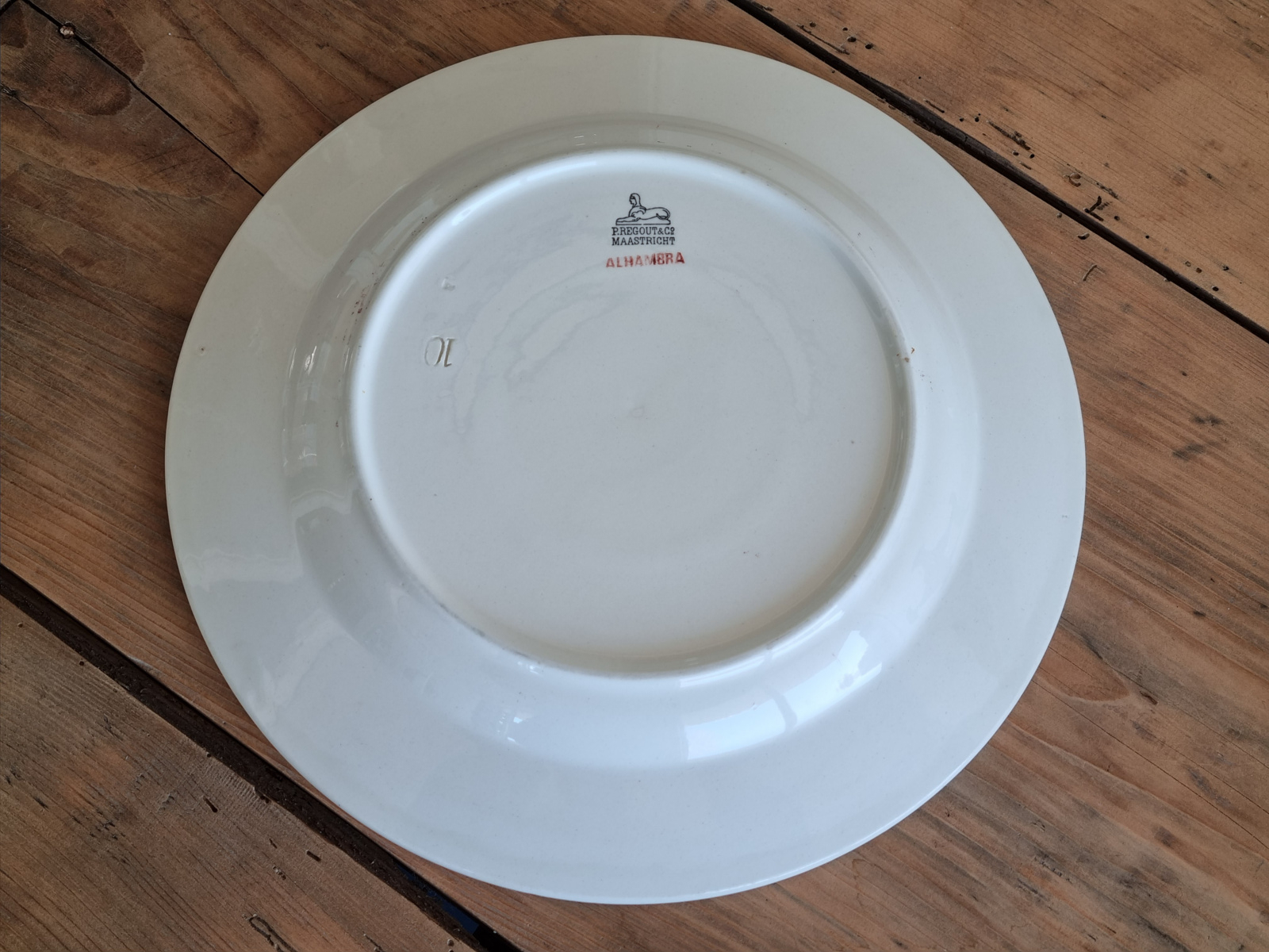 Petrus Regout Alhambra rood Serveerbord 30 cm