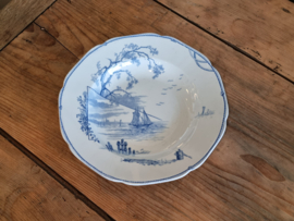 Petrus Regout Marines lichtblauw diep bord 23,5 cm (hoekig model, horizon)