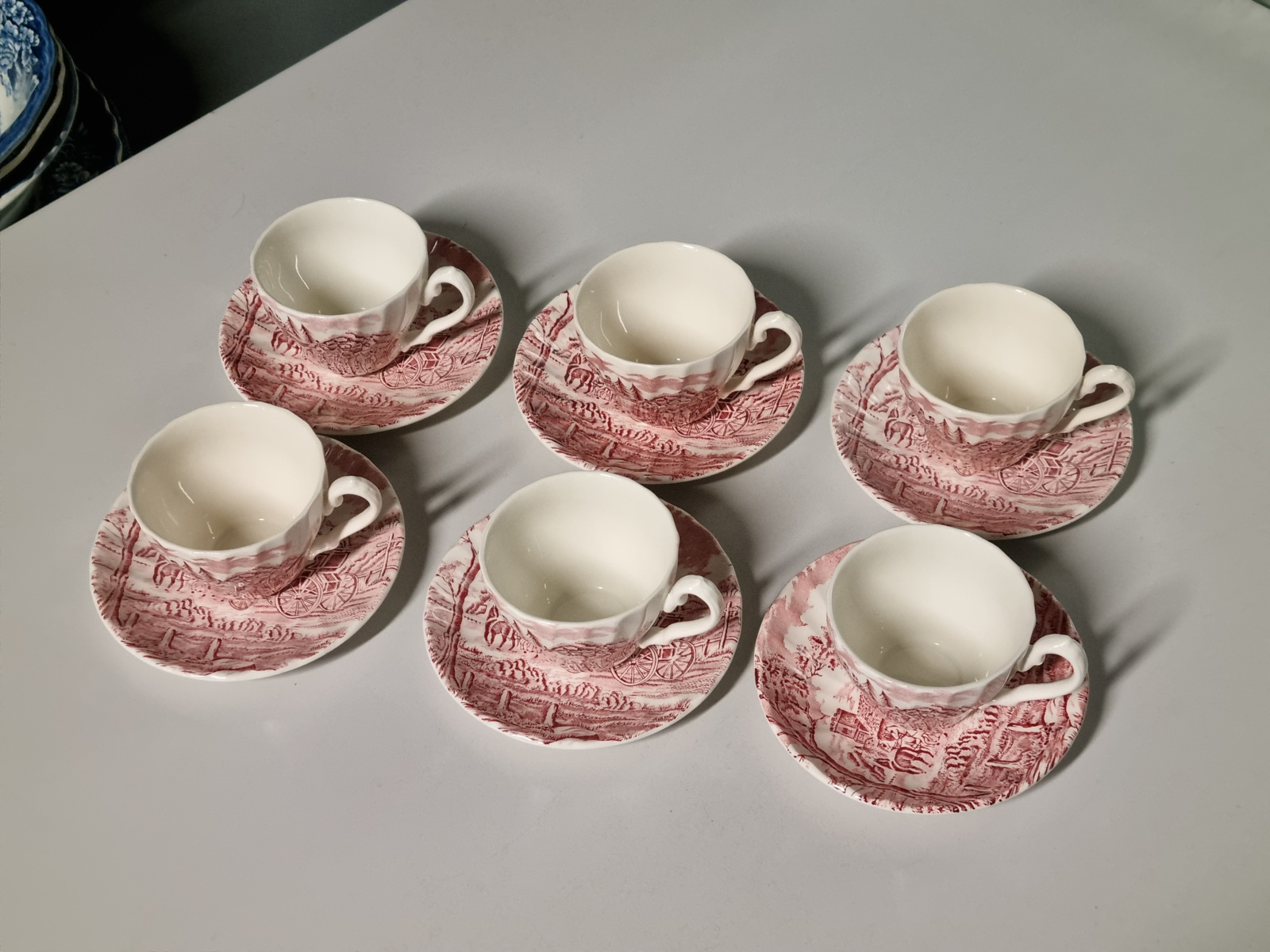 Engels rood Meakin Coaching Days set 6x espresso kop en schotel