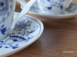 Zwiebelmuster Regout set 3x kop en schotel (hoekig oor)