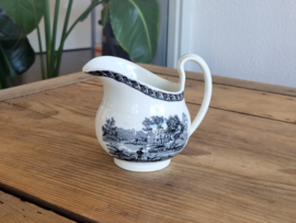 Wedgwood Lugano Roomkannetje (lang oor)