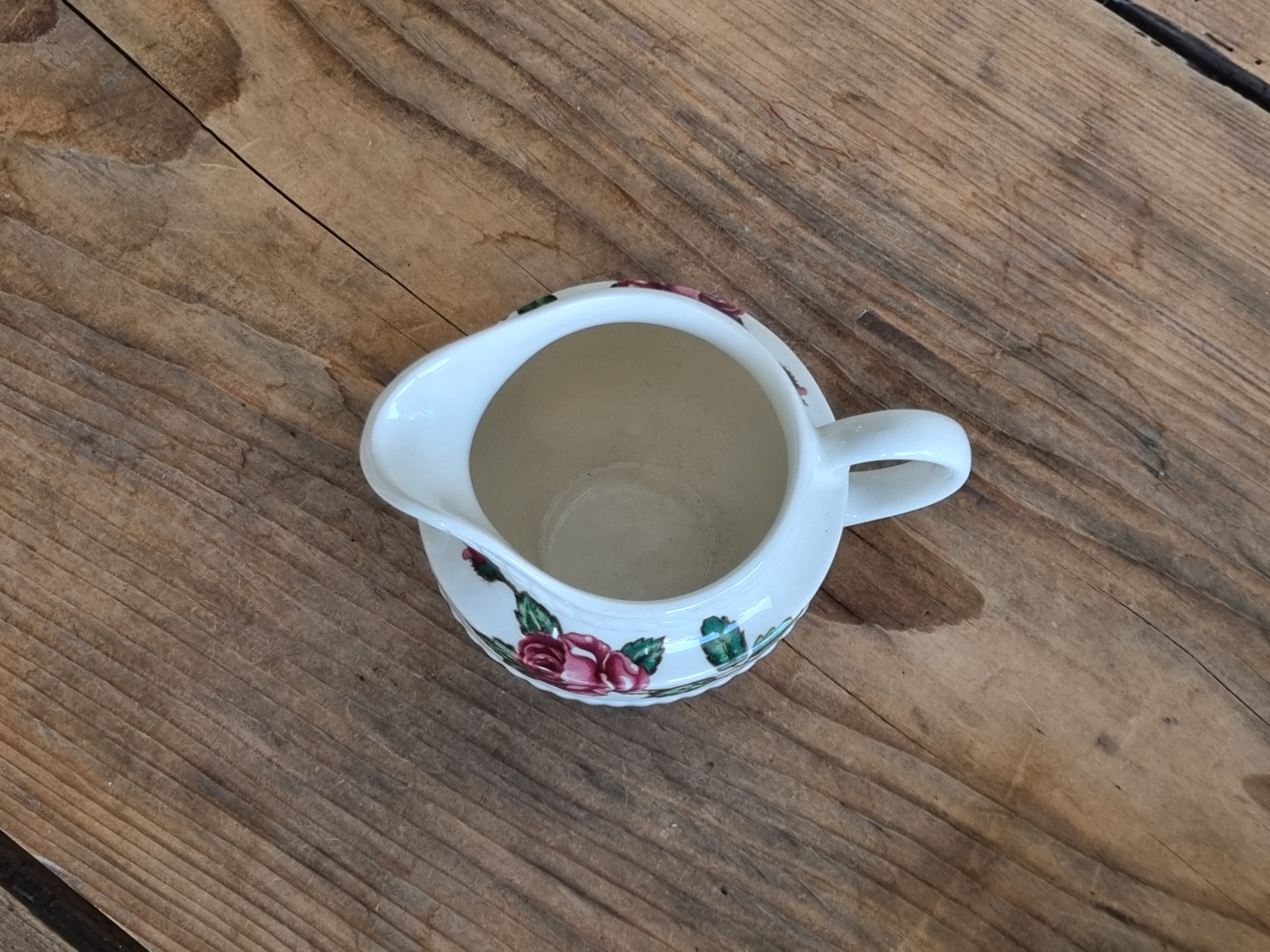 Wedgwood Moss Rose roomkannetje