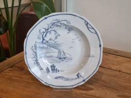 Verkocht = Petrus Regout Marines donkerblauw diep bord 23,5 cm (hoekig model, horizon)