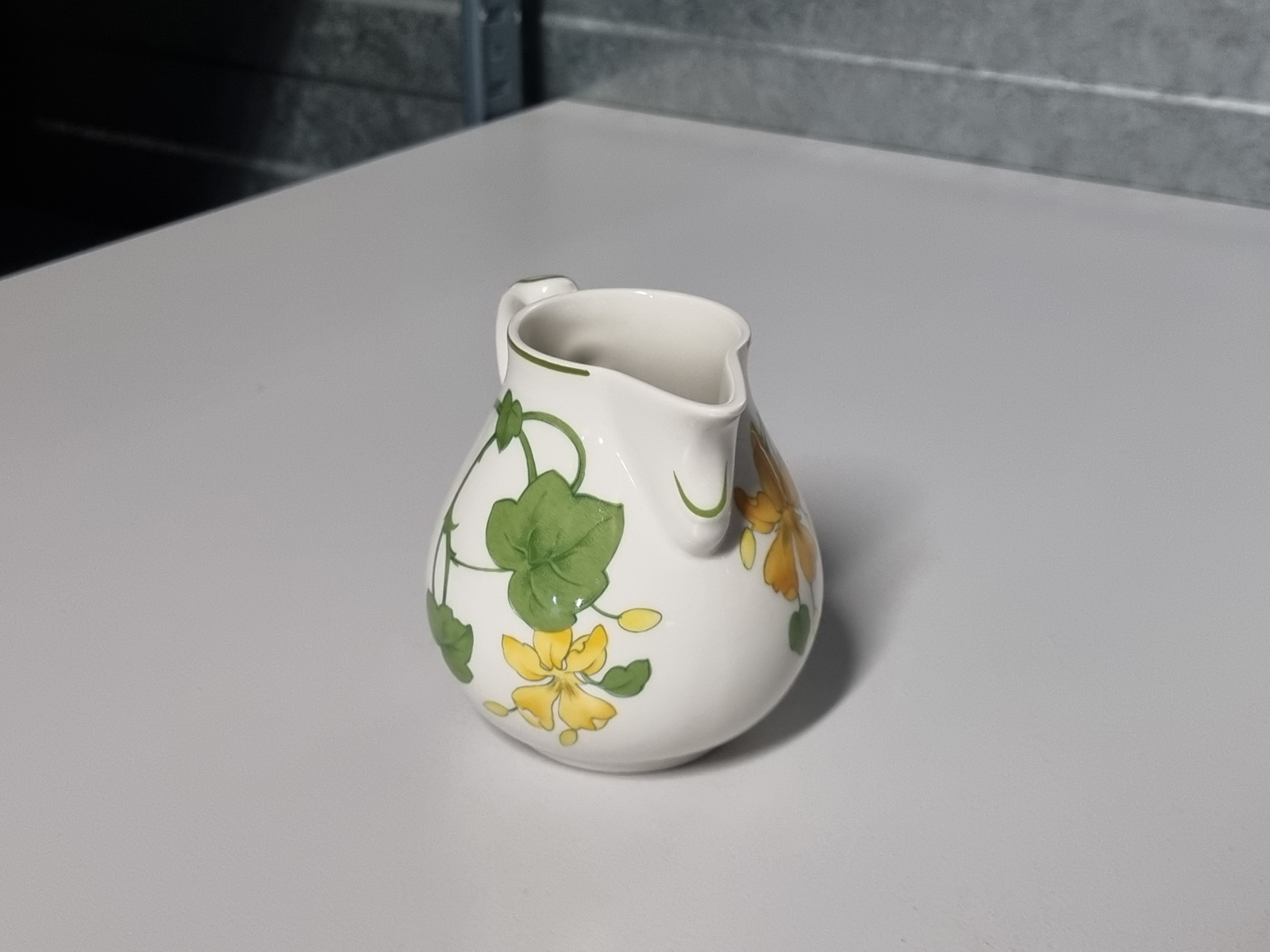 Villeroy en Boch Geranium roomkannetje schenkkannetje