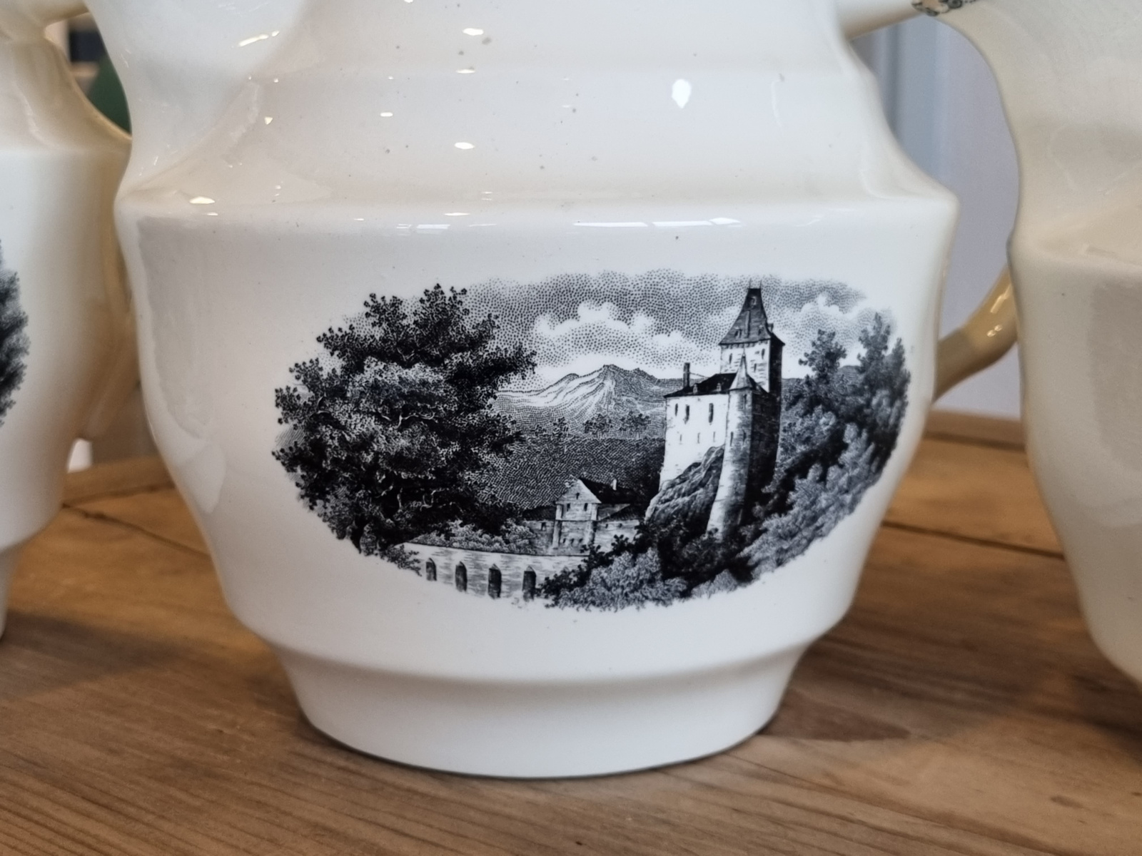 Landschap Zwart Société Céramique set 3x opeenvolgende kannen nr. 1, 2 en 3