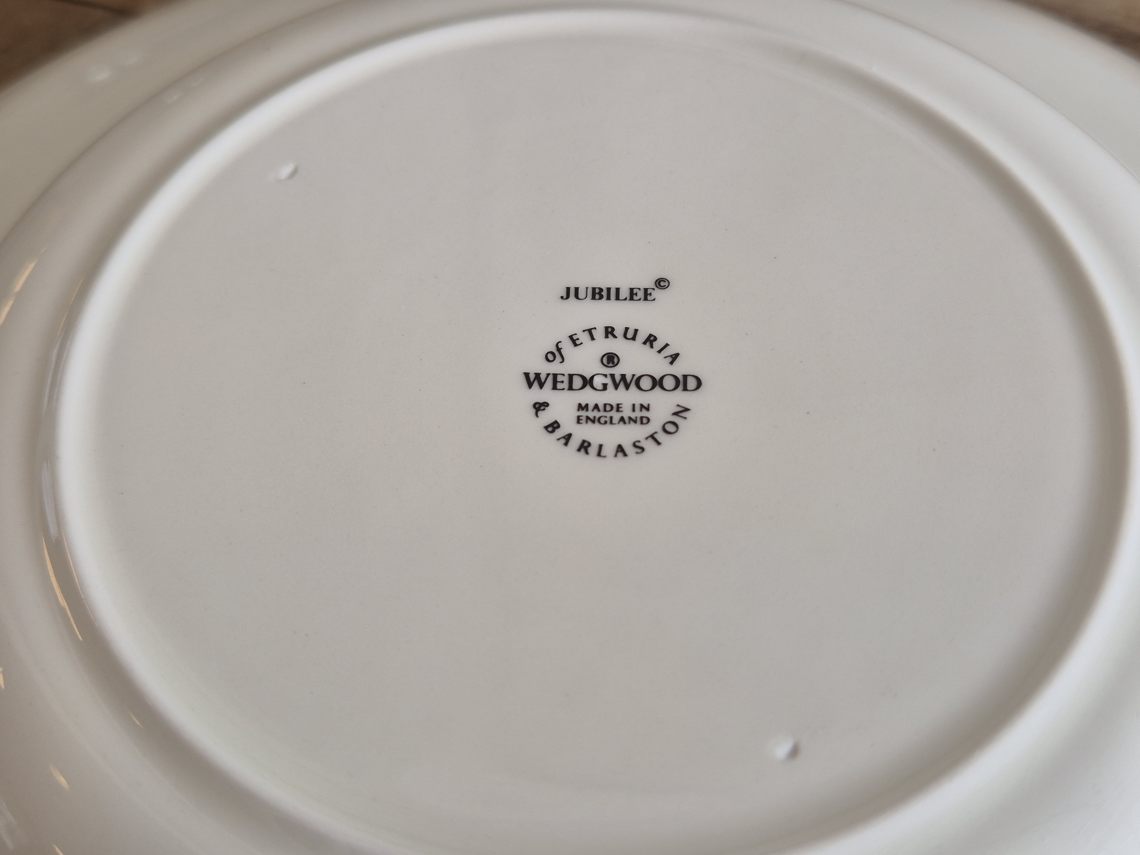 Wedgwood Edme Jubilee Goudrand Diep Pasta Curry Bord 23 cm