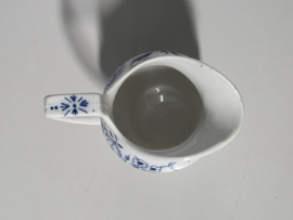 Zwiebelmuster Regout Schenkkannetje