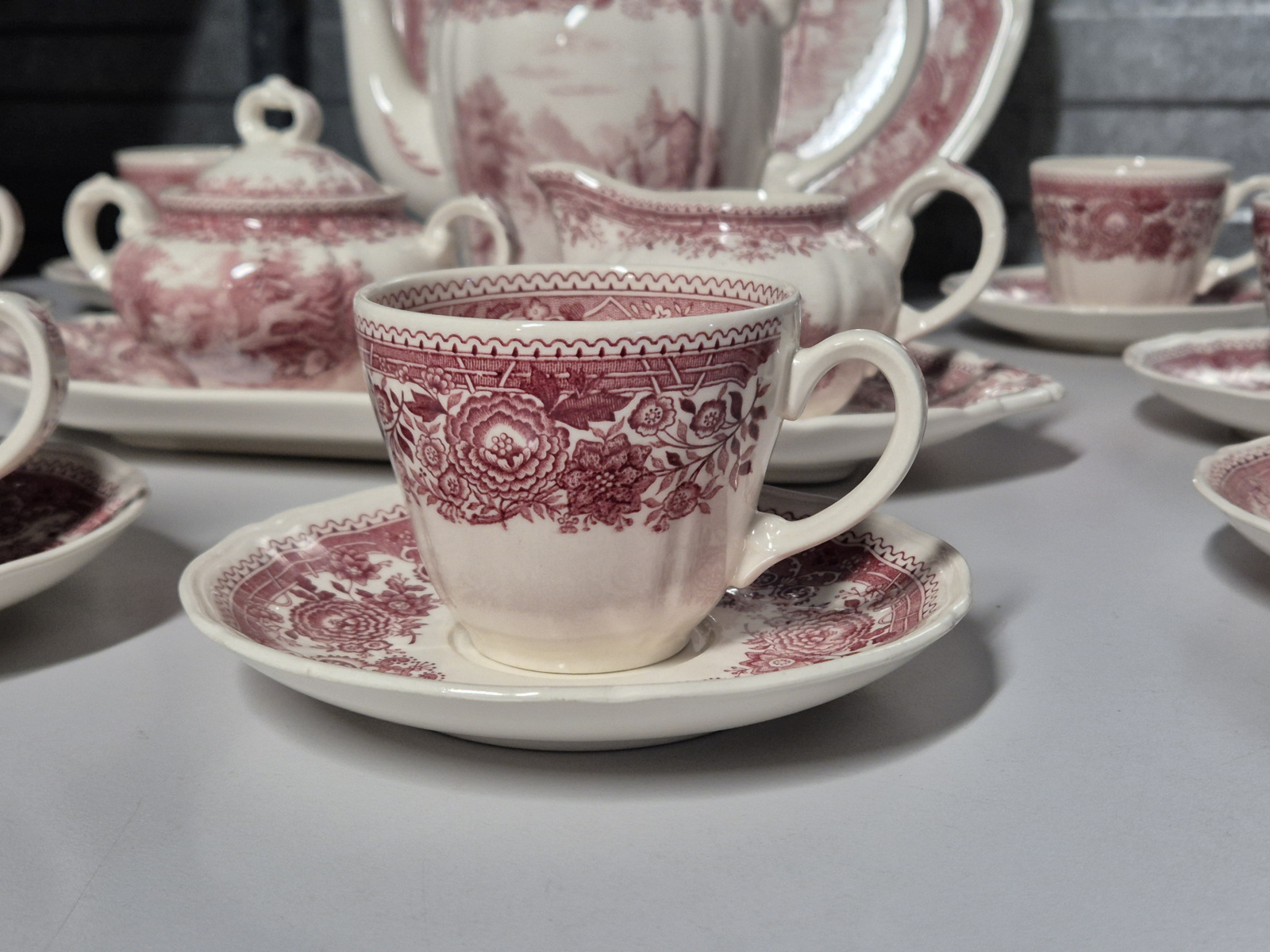 Villeroy en Boch Burgenland rood Koffieservies 8-pers.