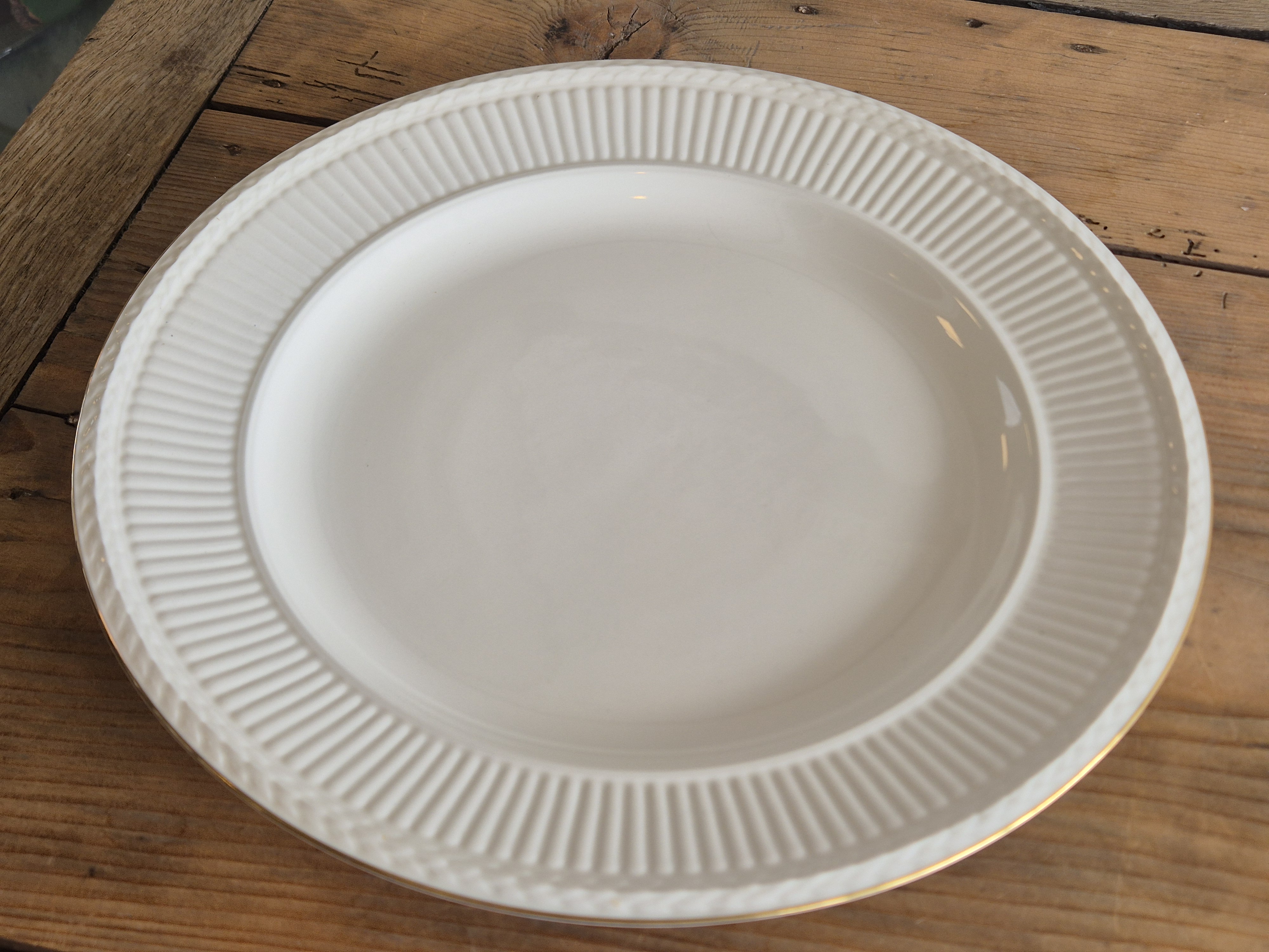 Wedgwood Edme Jubilee Goudrand Gebakschaal 32 cm