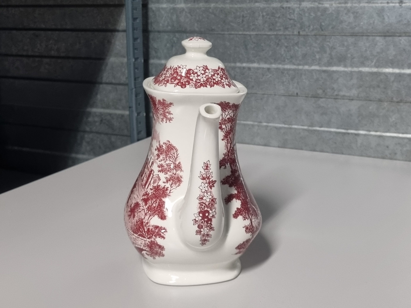 Engels rood Meakin Merrie England koffiepot theepot 18 cm