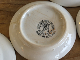 Societe Ceramique set 7x petitfour schaaltje of theezakjeslegger rood