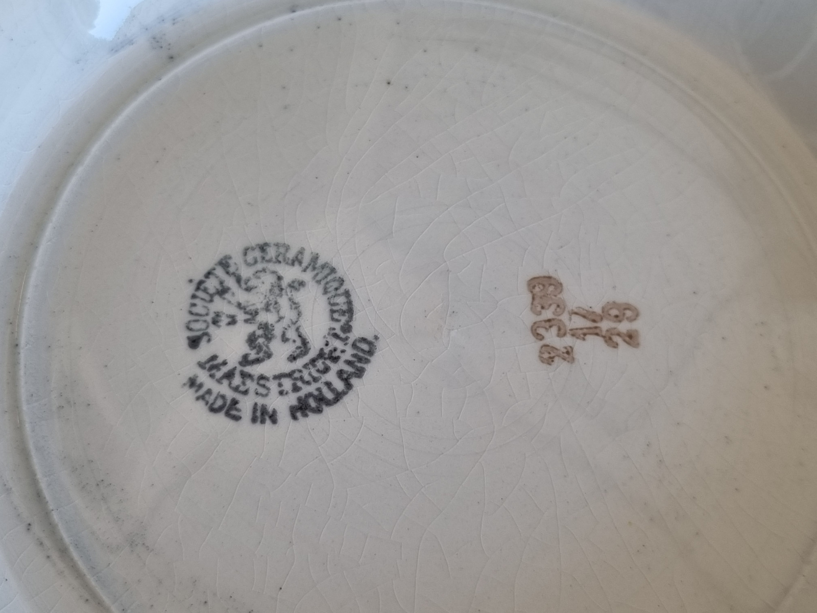 Societe Ceramique Vogeltjes hoge ronde schaal 27,5 cm