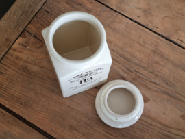 Verkocht = Claire Wilson's Voorraadpot Tea met deksel