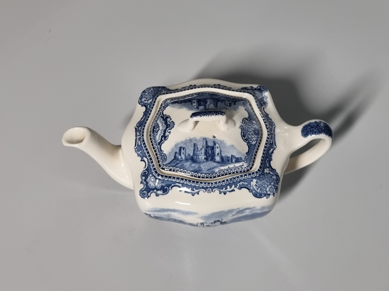 Engels blauw Johnson Bros Old Britain Castles Theepot 0,9 liter