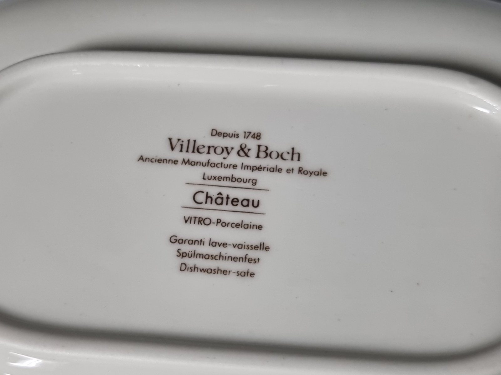 Villeroy en Boch Chateau sauskom op vaste onderschotel