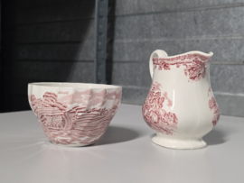 Engels rood Jachtservies Myott's Country Life roomstel met suikerkom (witte binnenkant)