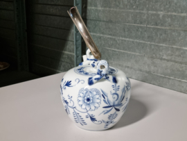 Zwiebelmuster Huttensteinach Chocoladeketel met zilveren greep