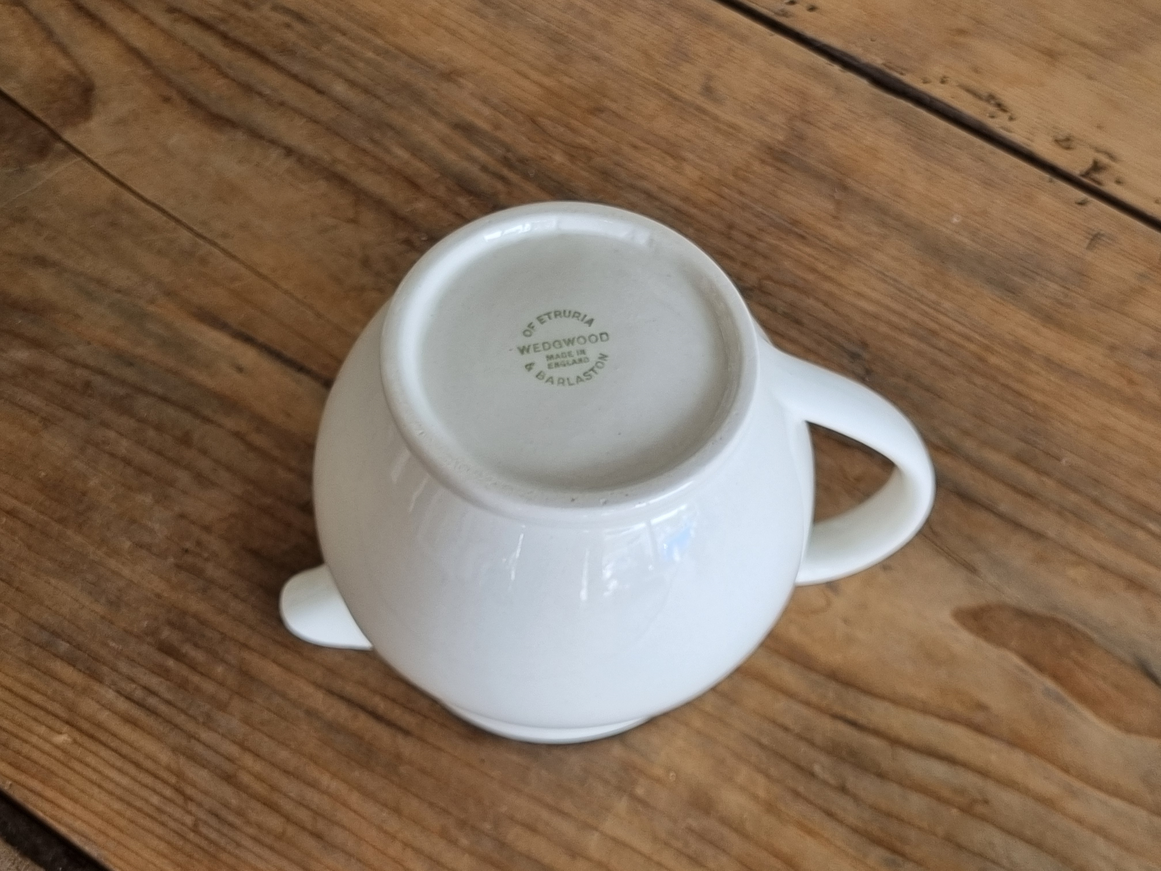 Wedgwood Queen's Ware Kan 0,5 liter