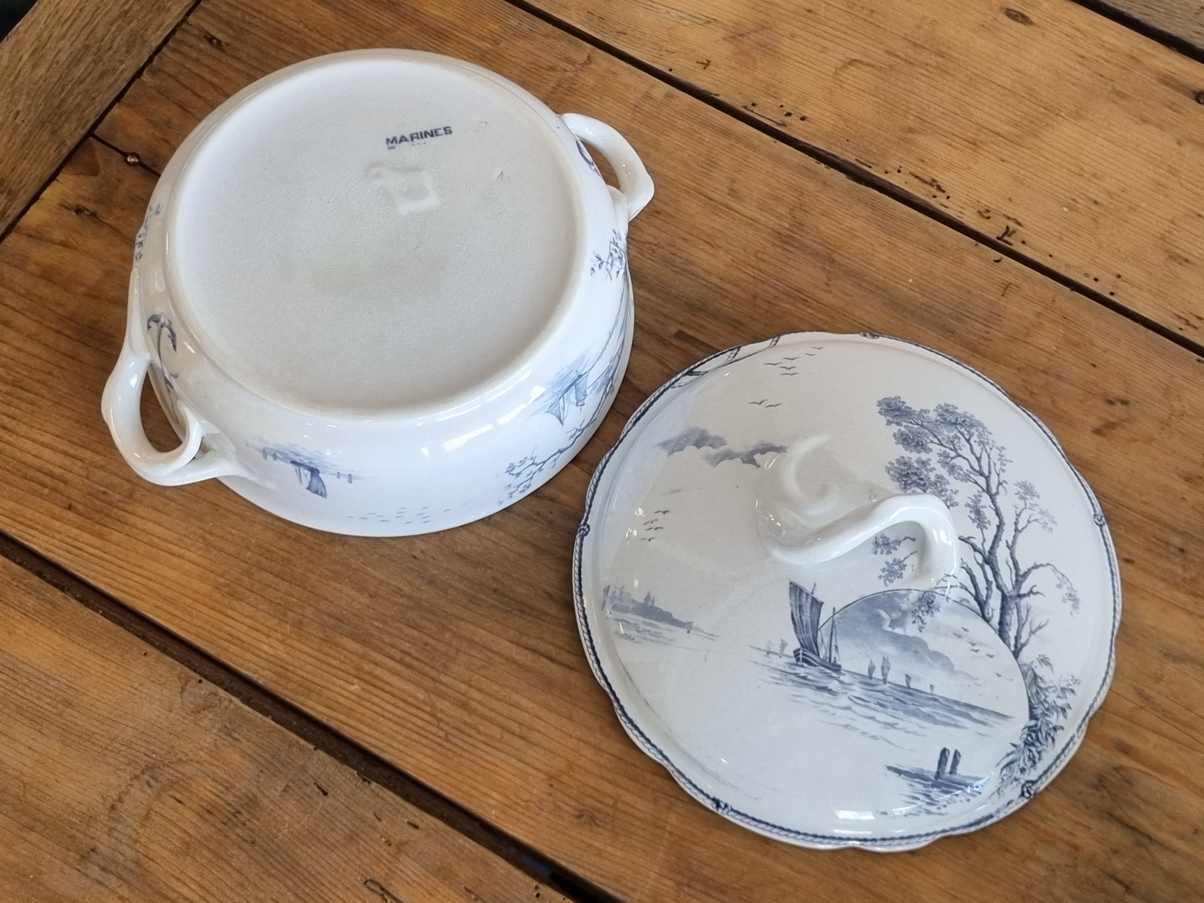 Petrus Regout Marines donkerblauwe dekschaal terrine