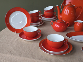 Societe Ceramique rood ontbijtservies 12 personen