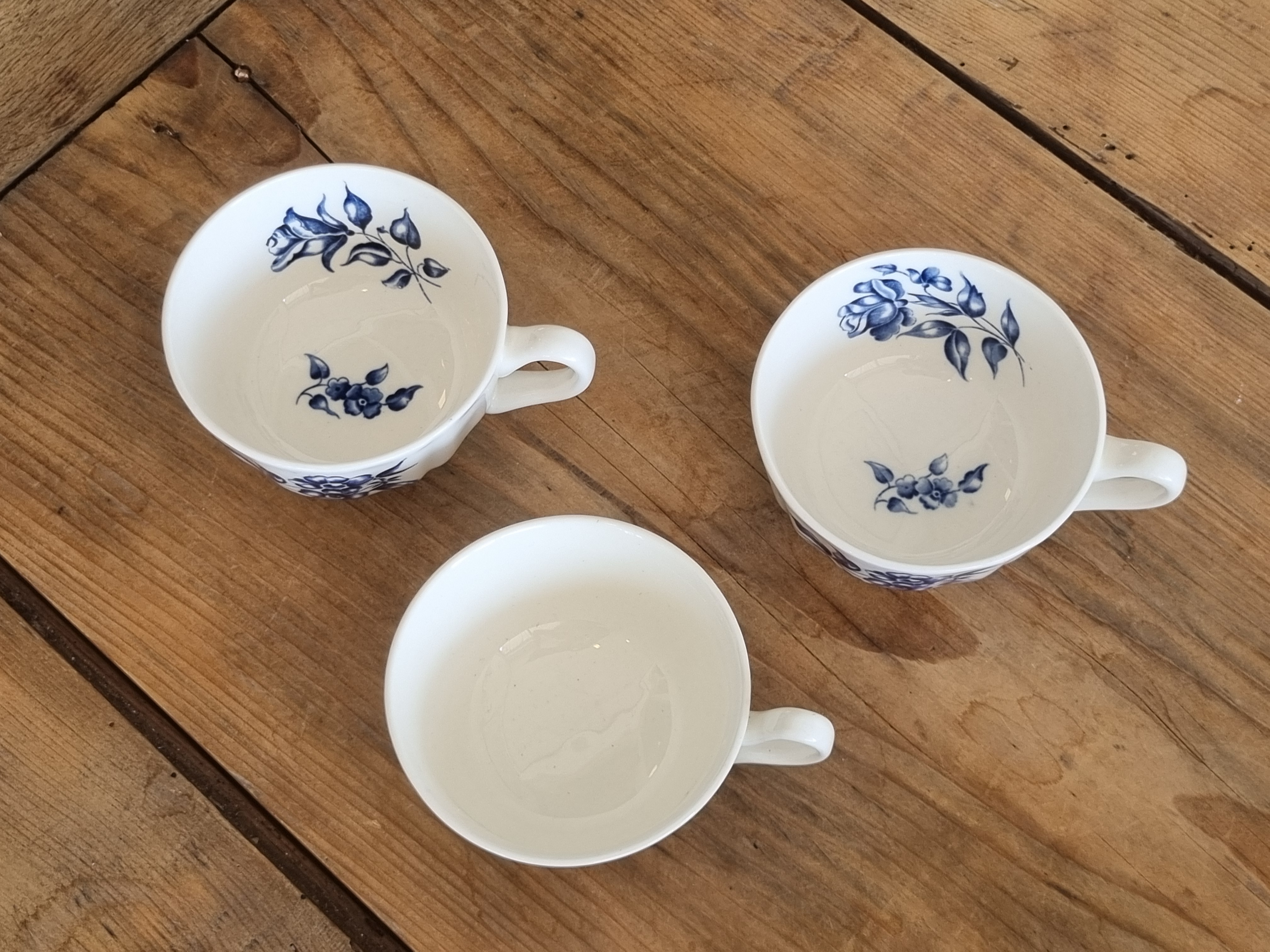 Petrus Regout Bouquet Bleu set 3x verschillende losse kopjes