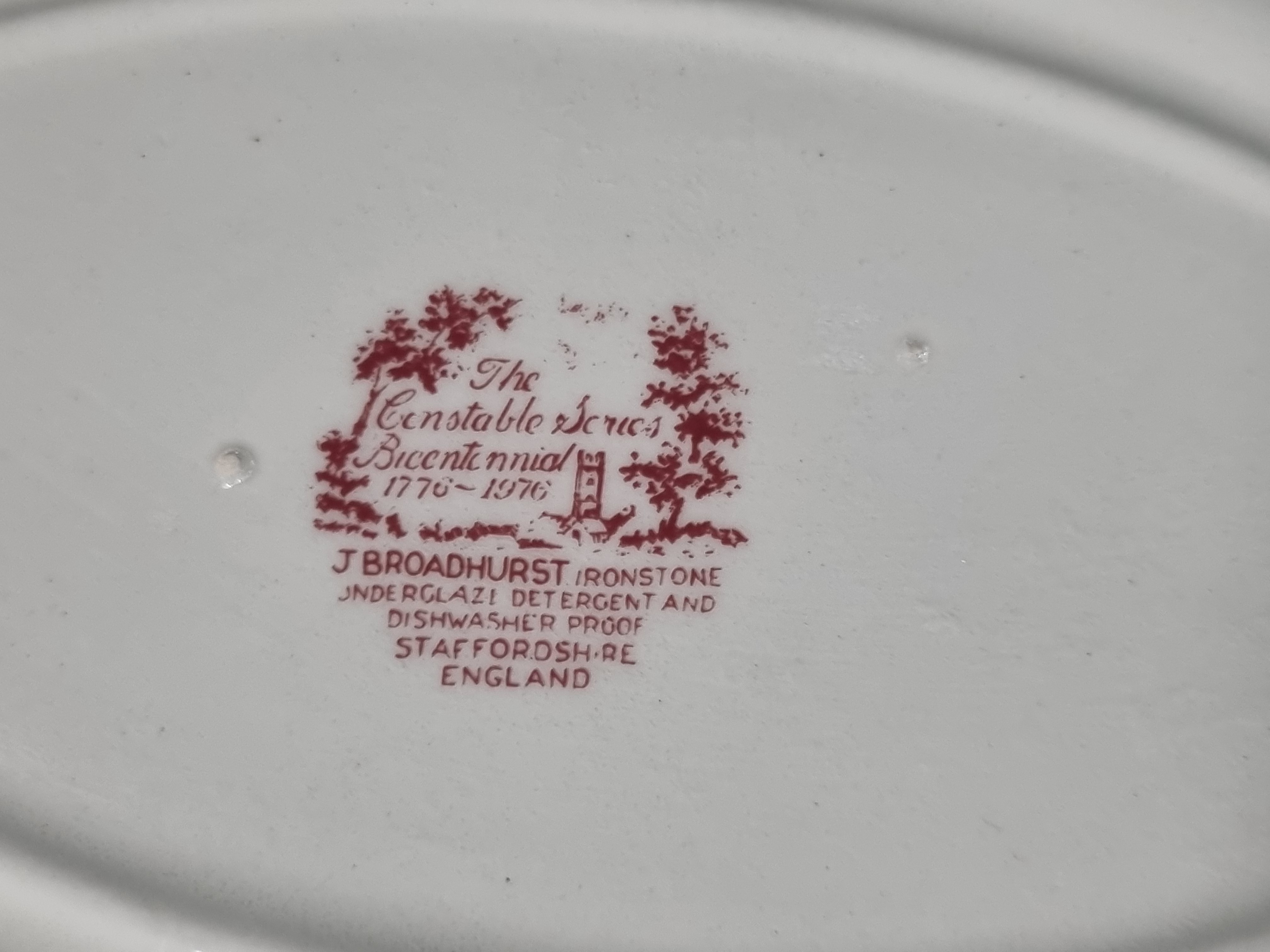 Engels rood Broadhurst The Constable Series ovaal schaaltje 19,5 cm