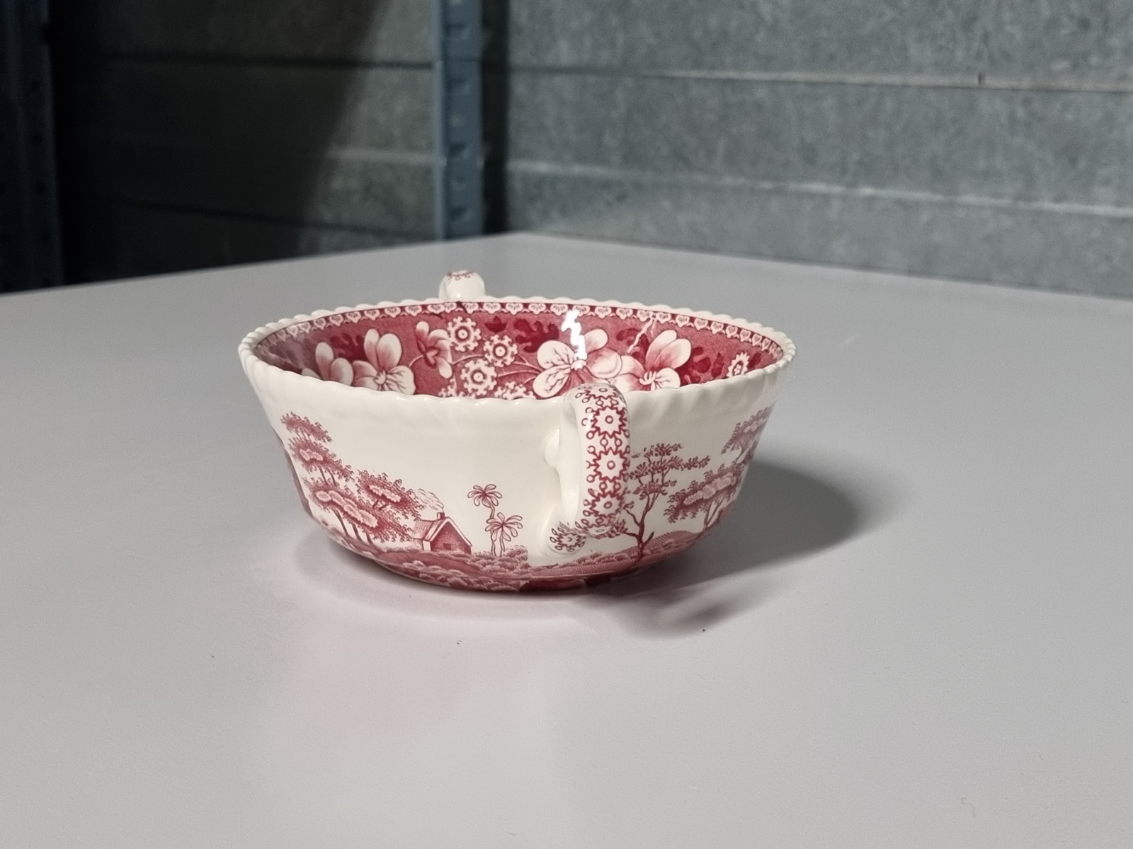Engels Copeland Spode's Tower rood losse soepkom