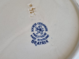 Beatrix Societe Ceramique ontbijtbordje 21,5 cm (creme lichte bloem)