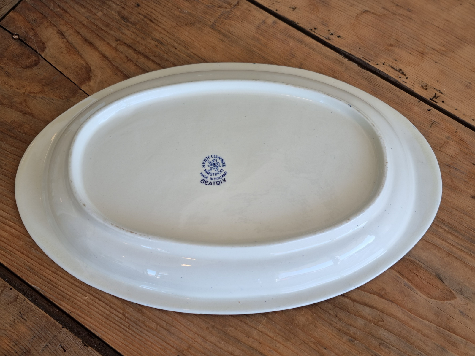 Beatrix Societe Ceramique ovale schaal met brede rand 34,5 cm