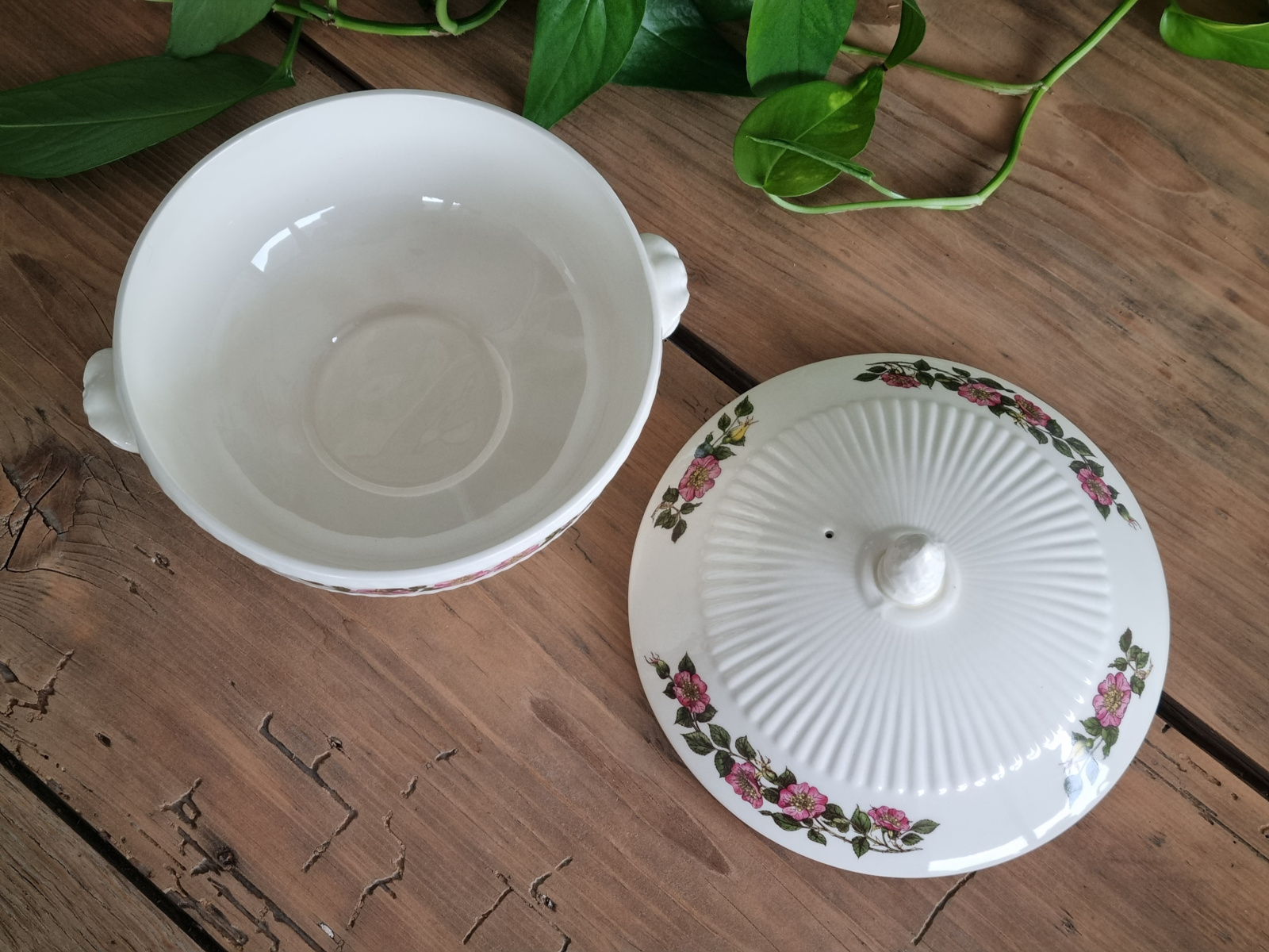 Wedgwood Briar Rose Dekschaal Terrine 18 cm