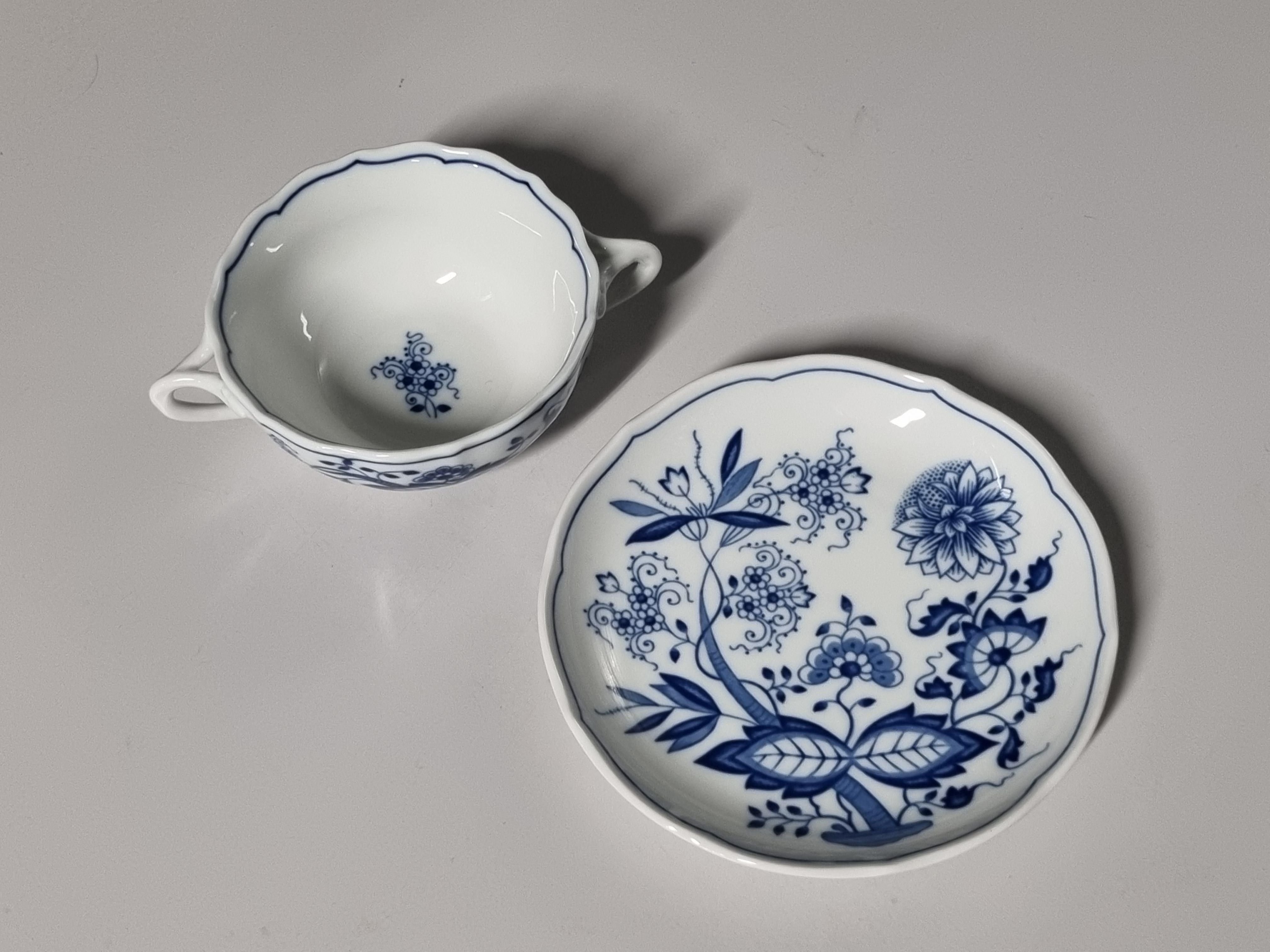 Zwiebelmuster Hutschenreuther Soepkom met schotel
