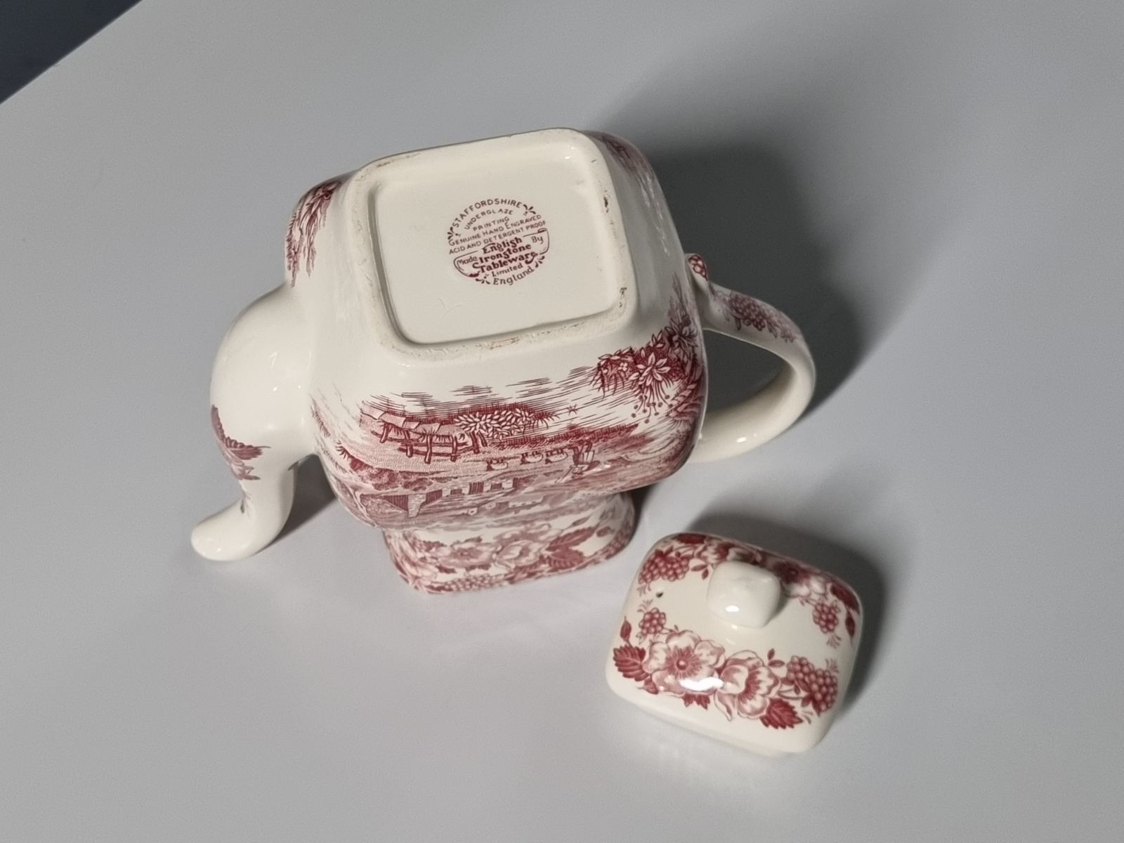 Engels rood English Ironstone Tableware EIT Koffiepot 1,2 liter (herder)
