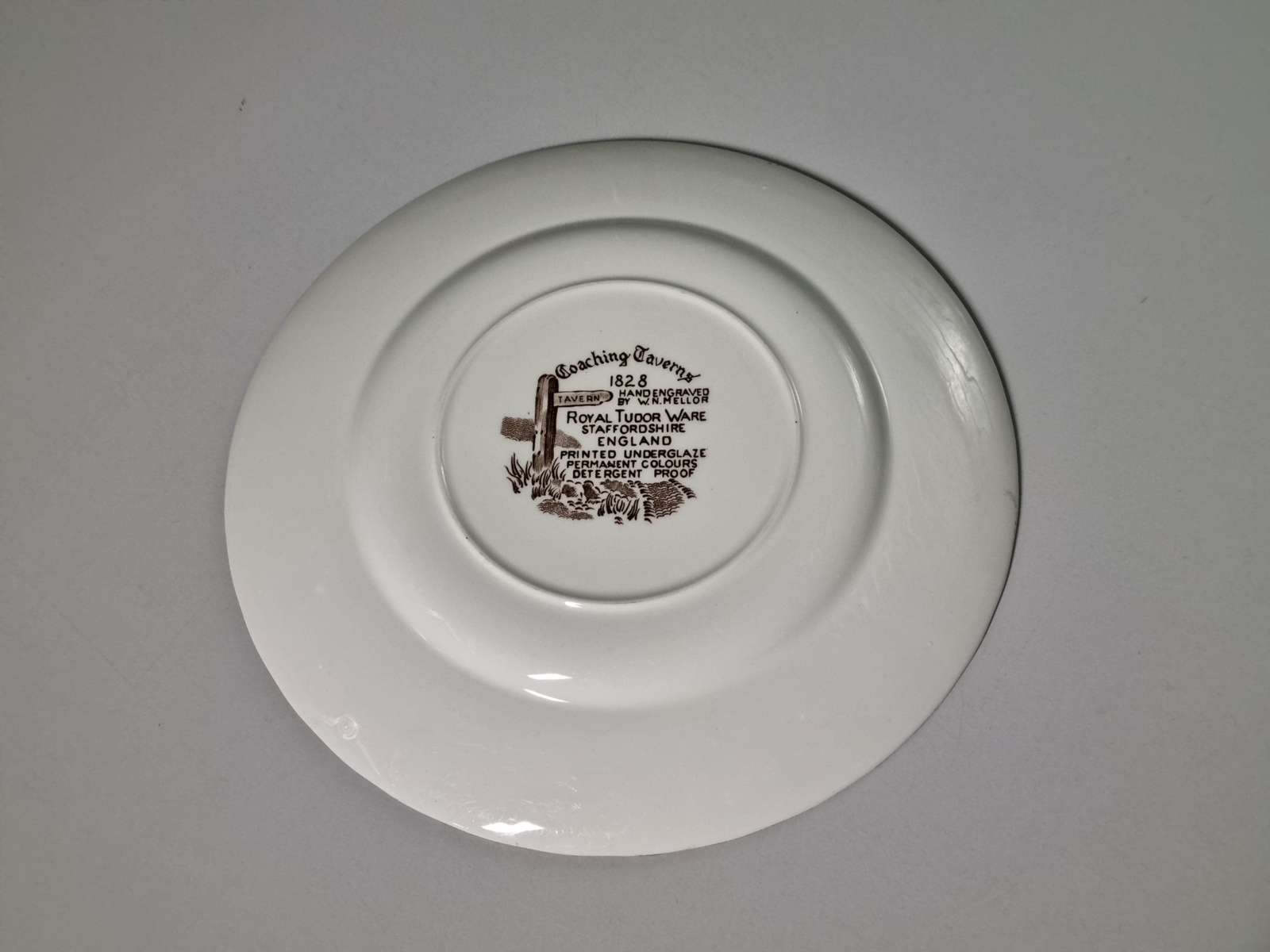 Engels bruin Royal Tudor Ware Coaching Taverns ontbijtbord 20 cm