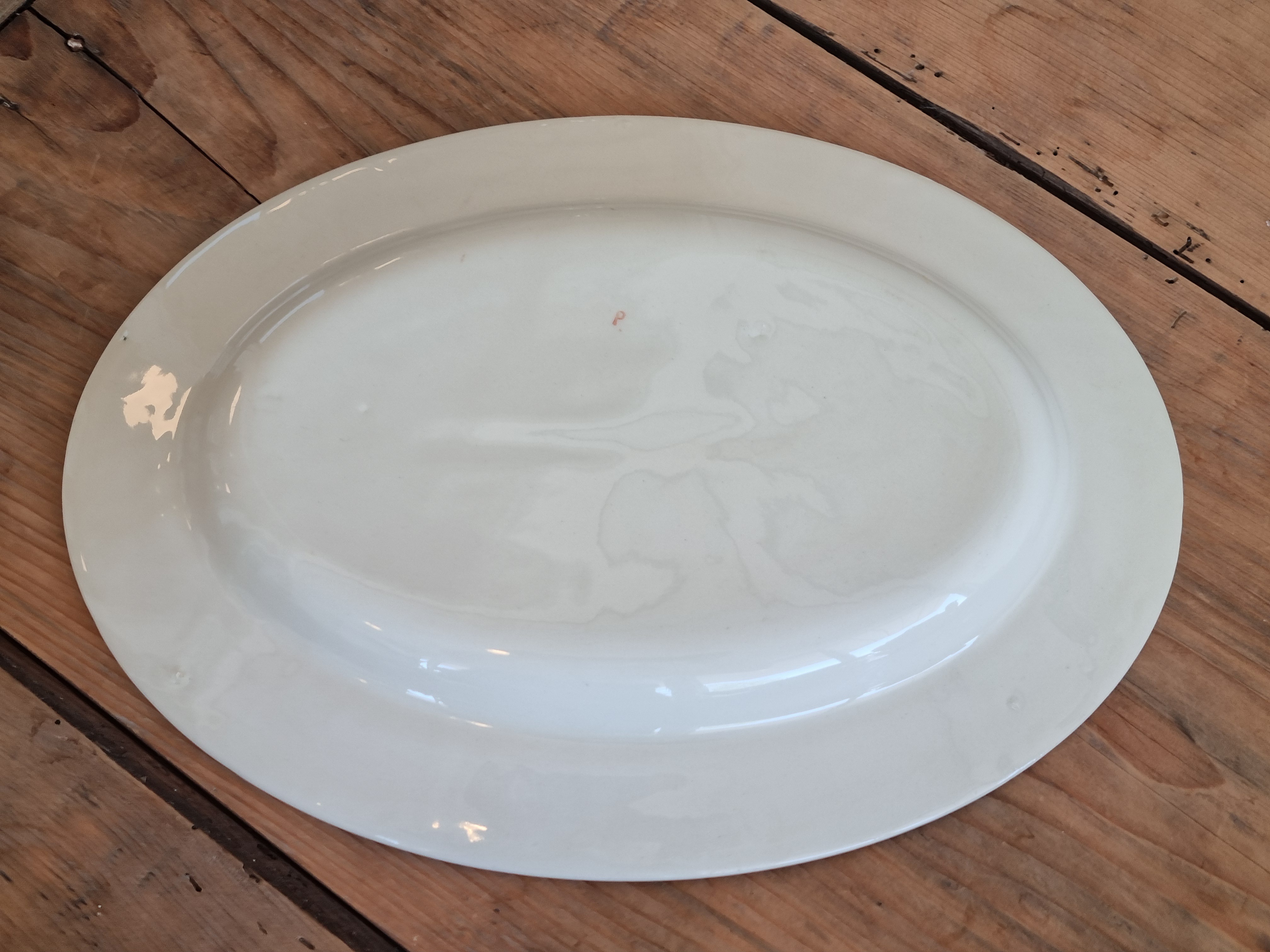 Petrus Regout ovale schaal lelie 34 cm