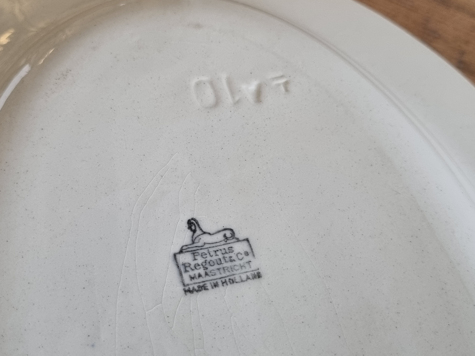Oud Boerenbont Petrus Regout Ovale Schaal 29 cm
