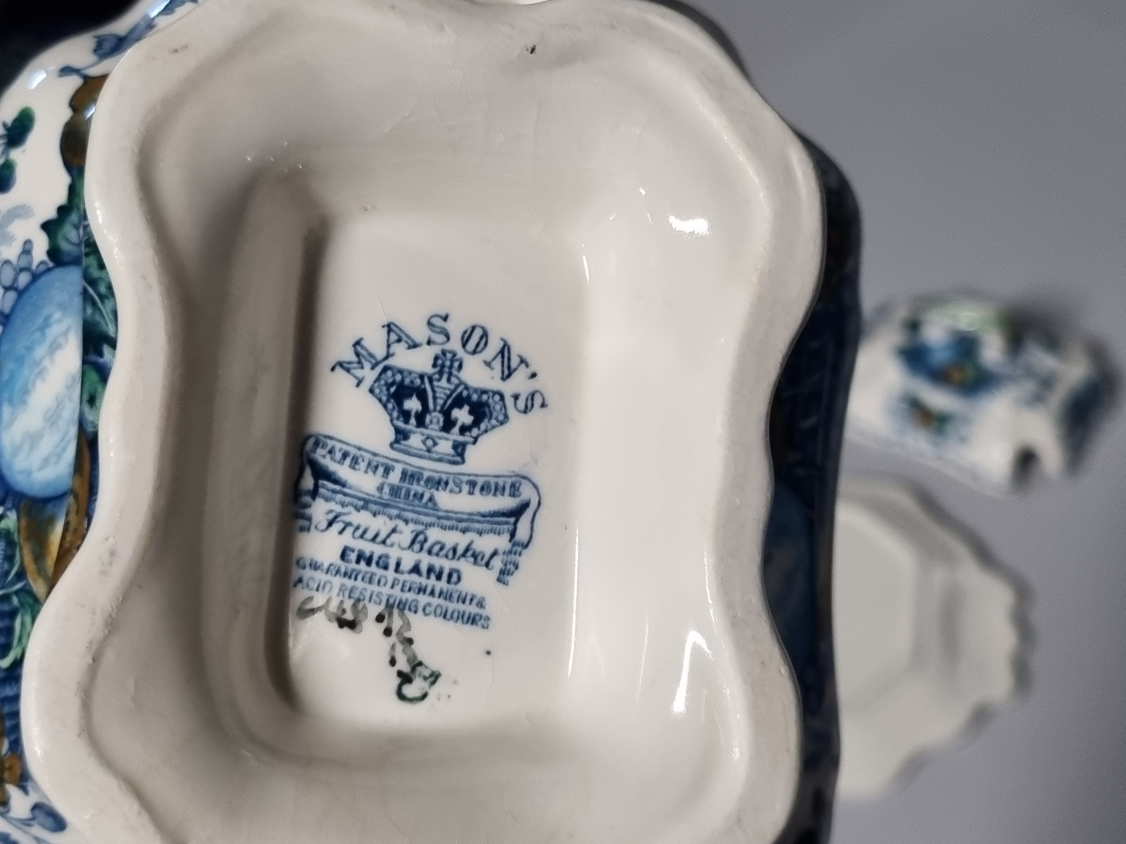 Engels Mason's Fruit Basket kleine dekschaal terrine op onderschotel
