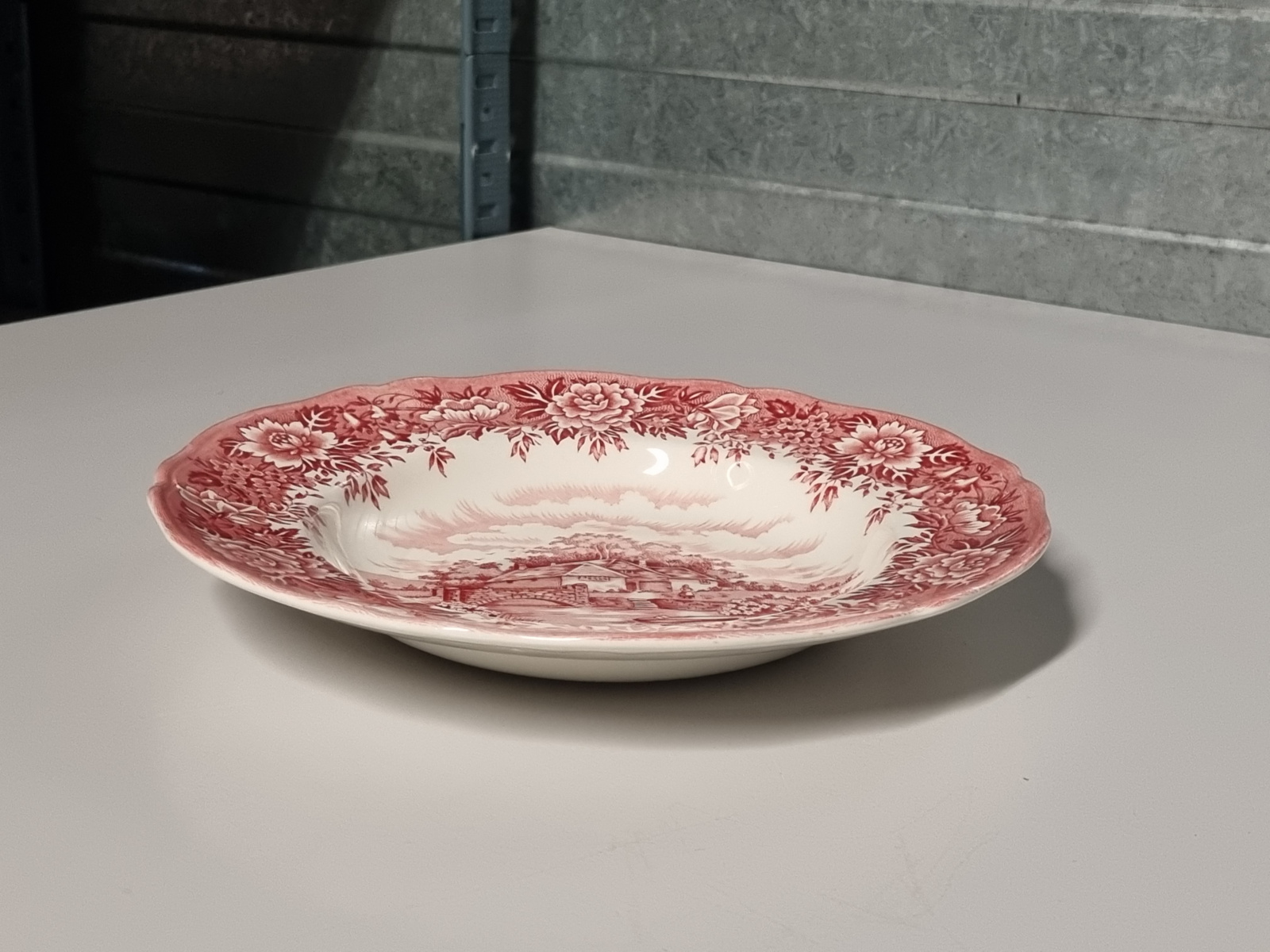 Engels rood Alfred Meakin English Village Diep bord 23 cm