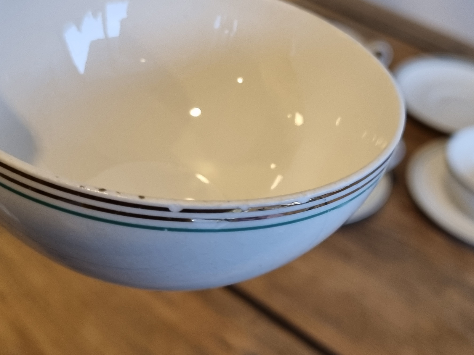 Petrus Regout Strand Bellefroid groen en goud 6x kop en schotel