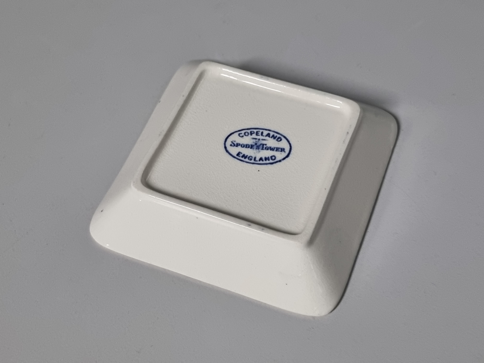 Engels Copeland Spode's Tower blauw Theezakjeslegger 9 cm (vierkant)