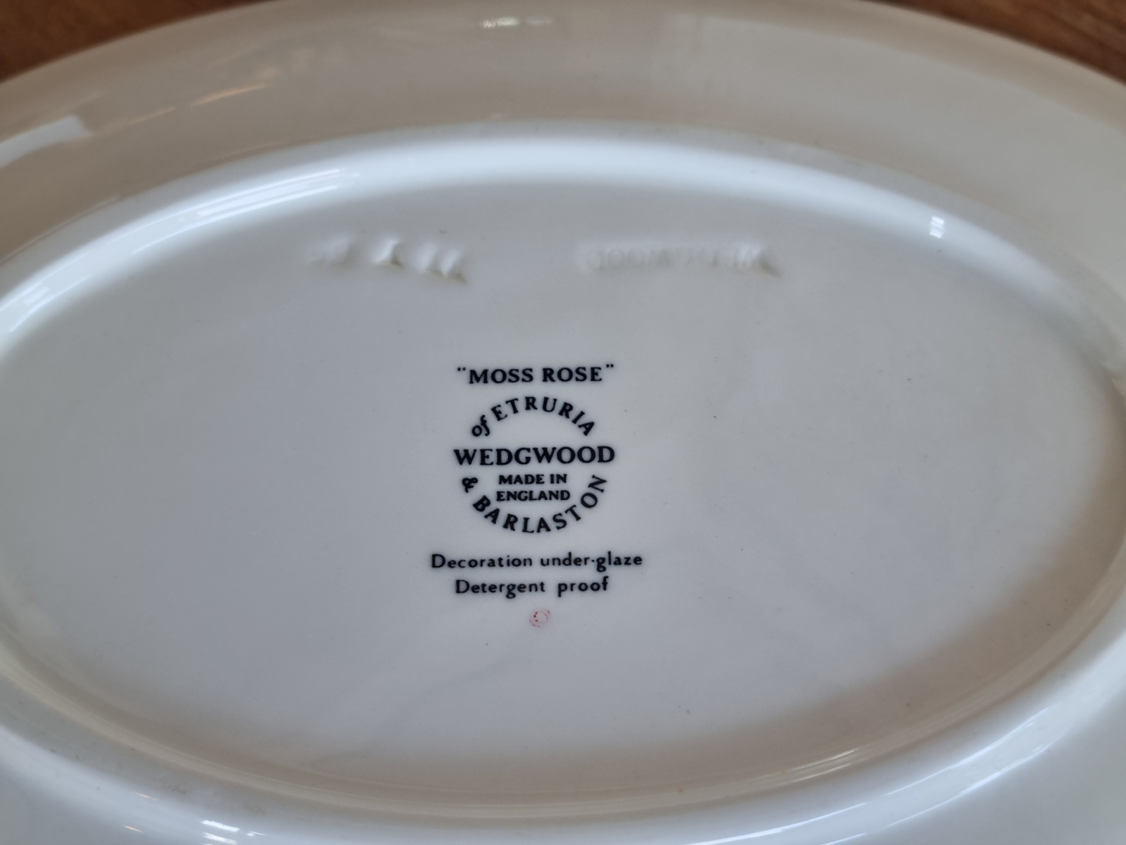 Wedgwood Moss Rose ovaal schaaltje 23 cm