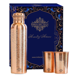Koperen drinkfles bloem motief 900 ml + 2 bekers 275 ml
