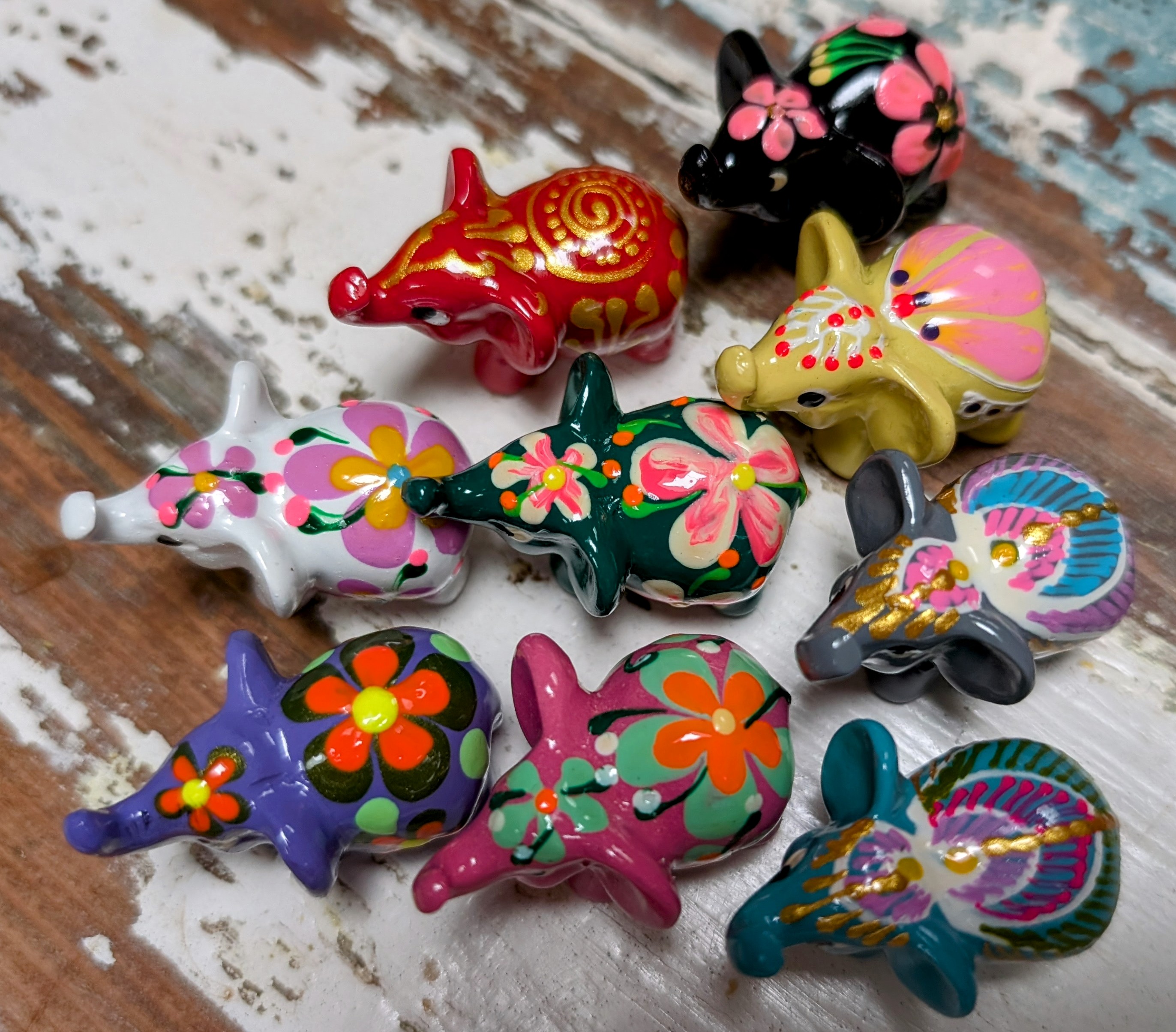 Handbeschilderde Geluksolifantjes - 100 stuks (diverse kleuren)