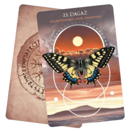 Animal Guide Rune Cards / Dawid Lipka