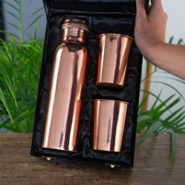 Koperen drinkfles + 2 koperen bekers in luxe box