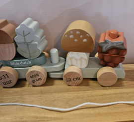 Little Dutch Forest Friends  blokkentrein EEKHOORN met geboortegegevens